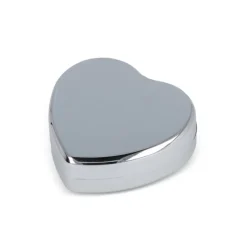 Gift Campaign Balsamo labbra in scatolina di metallo a forma di cuore> Burrocacao