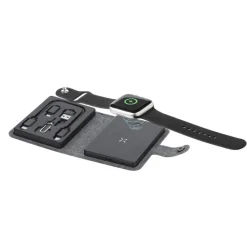 Gift Campaign Base di ricarica wireless con custodia in poliestere rPET con cavetto></noscript> Caricabatterie