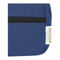 Gift Campaign Beauty case in tela riciclata 330 g/m2 con comodo cinturino e placca></noscript> Beauty Case Personalizzati