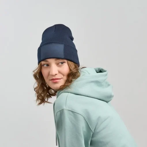 Gift Campaign Berretto in poliestere riciclato con patch personalizzato> Cappellini Personalizzati