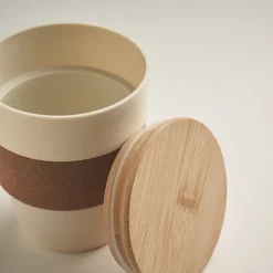 Gift Campaign Bicchiere in PP riciclato con fascia in sughero e tappo in bambù 300 ml><noscript><img width=