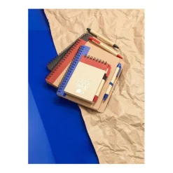 Gift Campaign Blocco note A7 in carta riciclata con spirale, fogli a righe e penna><noscript><img width=