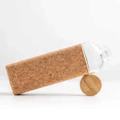 Gift Campaign Borraccia in vetro con tappo in bambù e custodia in sughero da 640 ml></noscript> Borracce In Vetro