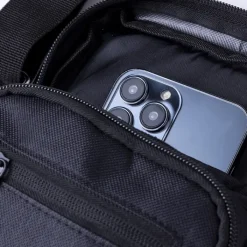 Gift Campaign Borsa a tracolla in poliestere RPET con doppio compartimento frontale><noscript><img width=