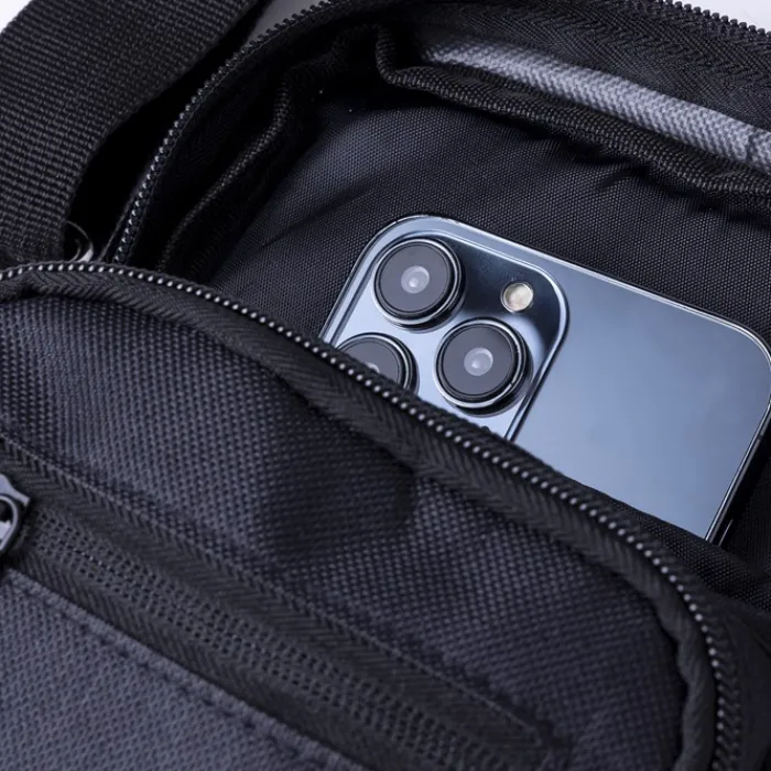 Gift Campaign Borsa a tracolla in poliestere RPET con doppio compartimento frontale> Borse Da Viaggio