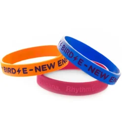 Gift Campaign Braccialetti in silicone da personalizzare con il logo in Bassorilievo></noscript> Braccialetti Pubblicitari