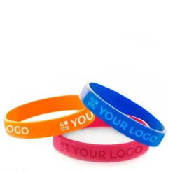 Gift Campaign Braccialetti in silicone da personalizzare con il logo in Bassorilievo></noscript> Braccialetti Pubblicitari