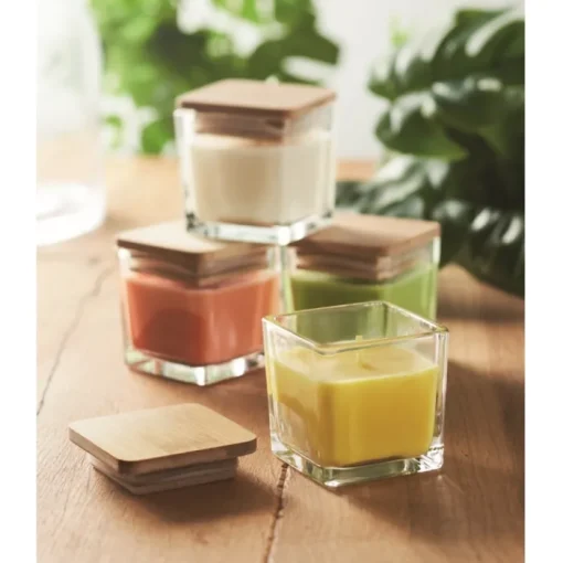 Gift Campaign Candela profumata di cera vegetale in vasetto con coperchio 50g> Candele