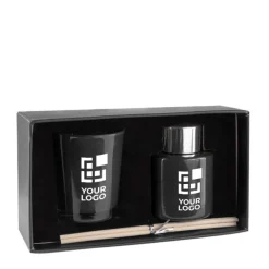 Gift Campaign Candela profumata e diffusore di aromi da 50ml con 4 bastoncini e Wellness></noscript> Gadget Per L'Ufficio