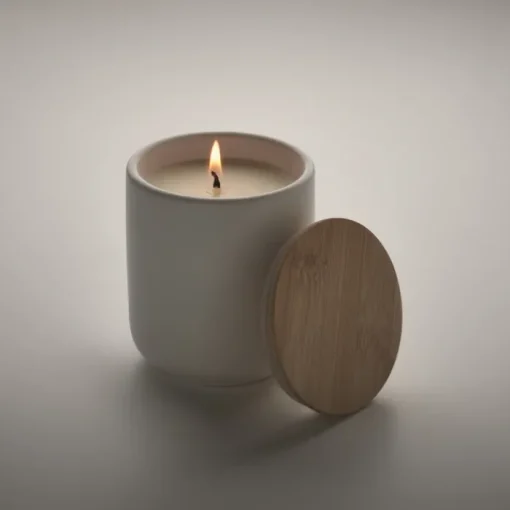 Gift Campaign Candela promozionale cera vegetale da 200 gr con aroma di lino fresco> Candele