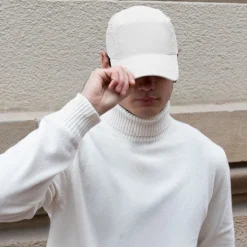 Gift Campaign Cappellino promozionale in microfibra traspirante con fori laterali></noscript> Cappellini Personalizzati