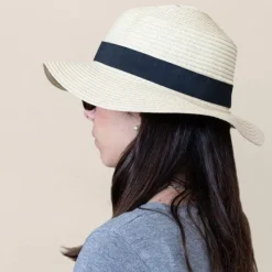 Gift Campaign Cappello in carta color naturale con nastro colorato da personalizzare></noscript> Cappelli Di Paglia Personalizzati