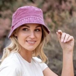 Gift Campaign Cappello tipo bob in 100% cotone traspirante con effetto lavato> Cappellini Personalizzati