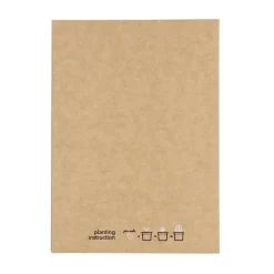 Gift Campaign Cartolina natalizia con decorazione a forma di pallina e semi di pino></noscript> Gadget Natalizi