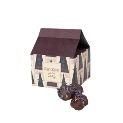 Gift Campaign Casetta natalizia con prugne ricoperte di cioccolato al latte 50g> Cioccolatini