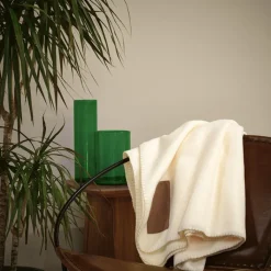 Gift Campaign Coperta ecologica in rPET da 180 g/m2 con toppa in PU personalizzabile></noscript> Coperte