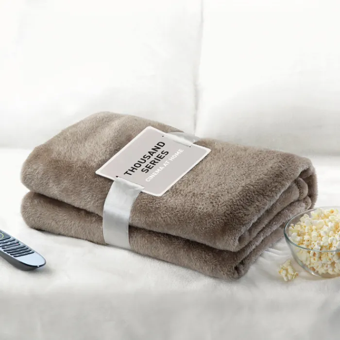 Gift Campaign Coperte in flanella con nastro e biglietto personalizzabile Verbier> Coperte