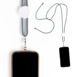 Gift Campaign Cordino porta cellulare in rPET regolabile e personalizzabile></noscript> Lanyard E Porta Badge Personalizzati