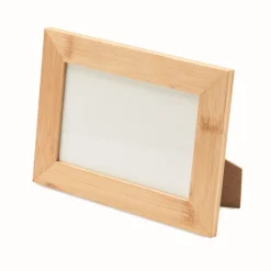 Gift Campaign Cornice promozionale con logo in legno rettangolare 10x15cm Wood></noscript> Gadget Per L'Ufficio