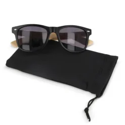 Gift Campaign Custodia nera per occhiali in rPET con chiusura a coulisse></noscript> Occhiali Da Sole Personalizzati