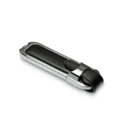 Gift Campaign Esclusive USB personalizzabile con logo in pelle e metallo Datashield></noscript> Chiavette Usb Di Metallo