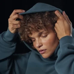 Gift Campaign Felpa oversize unisex ecologica con cappuccio da 350 g/m2 B&C></noscript> Felpe Personalizzate