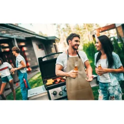 Gift Campaign Grembiule con logo con 2 tasche in canvas cerato e dettagli in pelle BBQ></noscript> Grembiuli Personalizzati