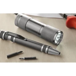 Gift Campaign Kit con penna personalizzata multifunzione e torcia LED TorchSet></noscript> Altri Attrezzi