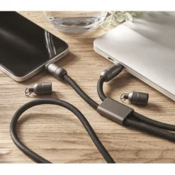 Gift Campaign Lanyard per cellulare con cavetto di ricarica USB-C da 60 W></noscript> Lanyard E Porta Badge Personalizzati