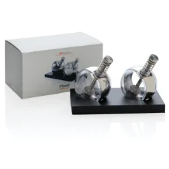Gift Campaign Macina sale e pepe dal design innovativo con base personalizzabile Orbit></noscript> Altri Utensili Da Cucina