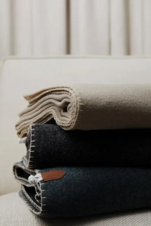 Gift Campaign Plaid in pile mèlange con bottone sul lato per poncho Scottish> Gadget Ecologici|Coperte