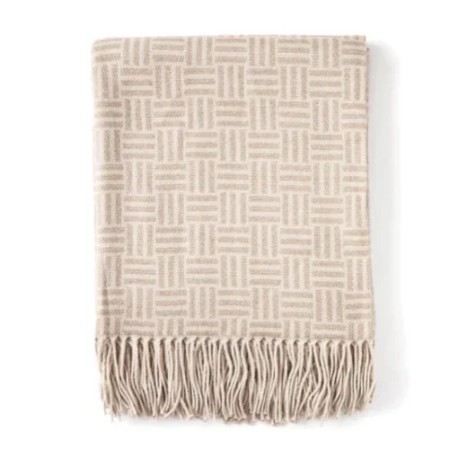 Gift Campaign Plaid jacquard con logo, motivo geometrico e frange Geometric Comfort> Coperte
