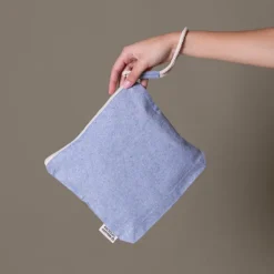 Gift Campaign Pochette in cotone riciclato con manico in corda da 320 g/m2></noscript> Pochette Personalizzate
