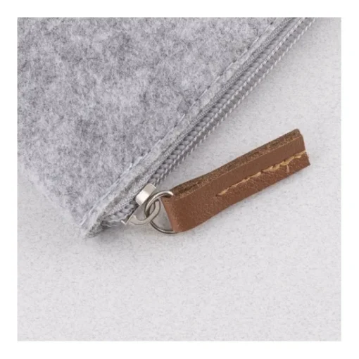 Gift Campaign Pochette in feltro di poliestere rPET certificato da 350g/m2> Pochette Personalizzate