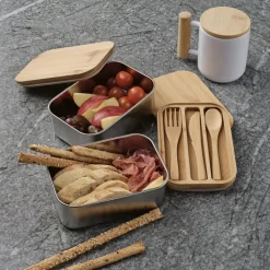 Gift Campaign Portapranzo doppio in acciaio inox riciclato e bambù con posate 980 ml></noscript> Porta Pranzo