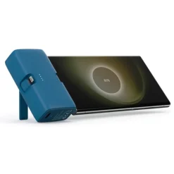 Gift Campaign Power bank in plastica riciclata con indicatore di carica e 20W></noscript> Power Bank Personalizzati