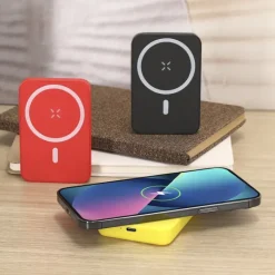 Gift Campaign Powerbank wireless con attacco magnetico Magsafe da 5.000 mAh></noscript> Power Bank Personalizzati