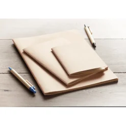 Gift Campaign Quadernino ecologico filo singer A6 fogli neutri riciclati Eco Sticher></noscript> Taccuini Ecologici
