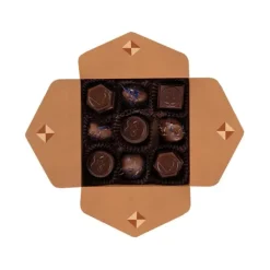 Gift Campaign Scatola con 9 praline con ripieno di caffè e prugne al cioccolato> Cioccolatini