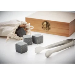 Gift Campaign Scatola in personalizzata con 9 cubetti di ghiaccio in pietra Bamboo></noscript> Altri Utensili Da Cucina