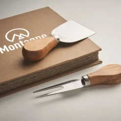 Gift Campaign Set 4 coltelli da formaggio in acciaio con manici in di caucciù></noscript> Altri Utensili Da Cucina