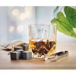 Gift Campaign Set da whisky con 2 bicchieri, 8 cubetti di ghiaccio e pinze Deluxe></noscript> Altri Utensili Da Cucina|Bicchieri Di Vetro Personalizzati