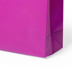 Gift Campaign Shopper in tnt personalizzate resistenti e colorate da 110 g/m2 Stronger Matt></noscript> Shopper Tnt