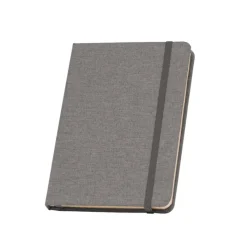 Gift Campaign Taccuini aziendali A5 copertina RPET con tasca pagine a righe Texture></noscript> Taccuini Ecologici|Quaderni A5