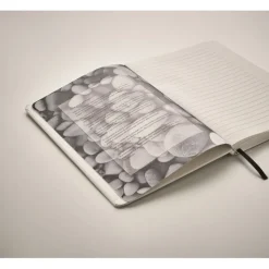 Gift Campaign Taccuino A5 ecologico con elastico pagine a righe StonePaper Recyclo></noscript> Taccuini Ecologici|Quaderni A5