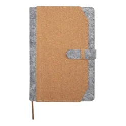 Gift Campaign Taccuino A5 in feltro riciclato e sughero con 3 tasche e fogli a righe></noscript> Quaderni A5