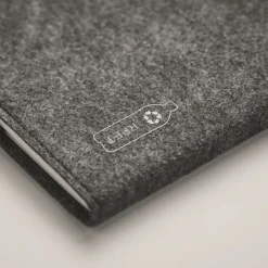 Gift Campaign Taccuino formato A5 con copertina in feltro RPET e pagine a righe><noscript><img width=