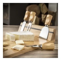 Gift Campaign Tagliere da formaggio in legno con banda magnetica e 4 accessori></noscript> Altri Utensili Da Cucina
