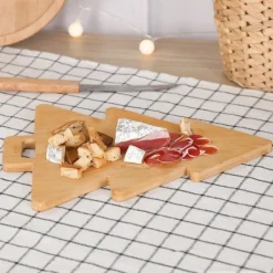 Gift Campaign Tagliere in bambù a forma di albero di Natale con manico forato></noscript> Gadget Natalizi
