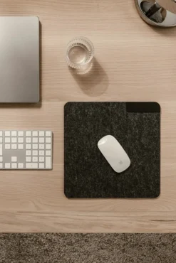 Gift Campaign Tappetino per mouse in feltro riciclato con base antiscivolo></noscript> Tappetini Per Mouse